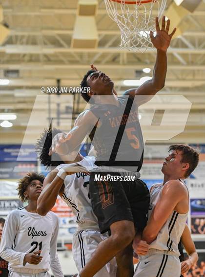 Thumbnail 3 in Round Rock Westwood vs Vandegrift (UIL 6A Regional Quarterfinal) photogallery.