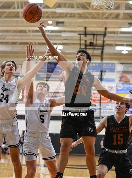 Thumbnail 2 in Round Rock Westwood vs Vandegrift (UIL 6A Regional Quarterfinal) photogallery.