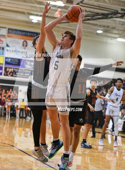 Thumbnail 3 in Round Rock Westwood vs Vandegrift (UIL 6A Regional Quarterfinal) photogallery.