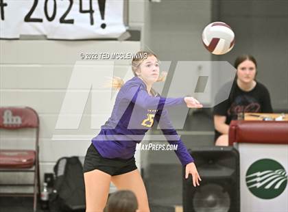 Thumbnail 3 in Mayflower @ Perryville photogallery.