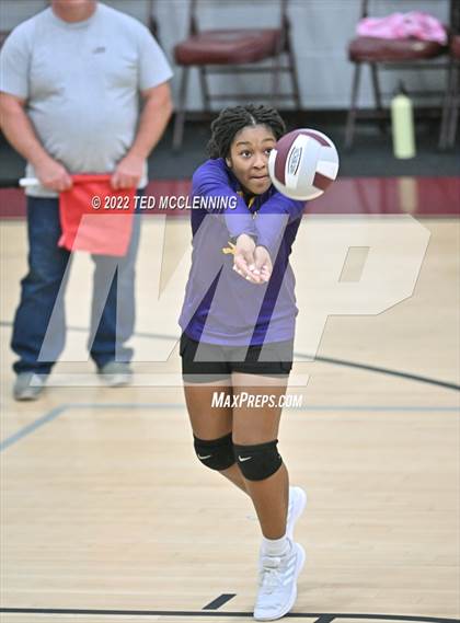 Thumbnail 2 in Mayflower @ Perryville photogallery.