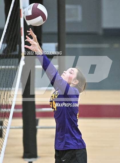 Thumbnail 3 in Mayflower @ Perryville photogallery.