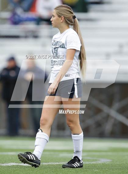 Thumbnail 1 in Sierra Canyon vs. West Covina (CIF SS Playoff) photogallery.