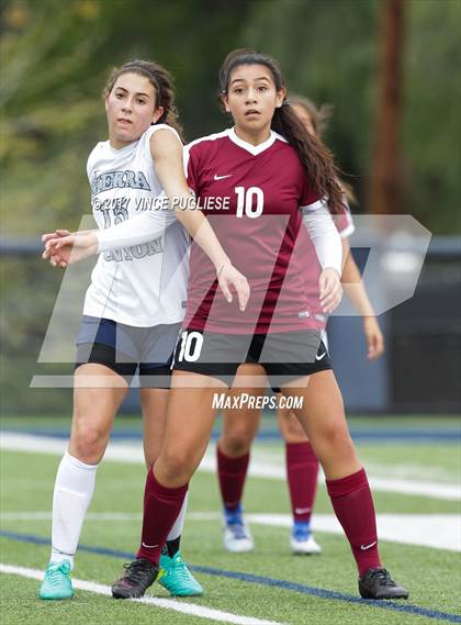 Thumbnail 1 in Sierra Canyon vs. West Covina (CIF SS Playoff) photogallery.