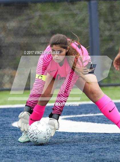 Thumbnail 2 in Sierra Canyon vs. West Covina (CIF SS Playoff) photogallery.