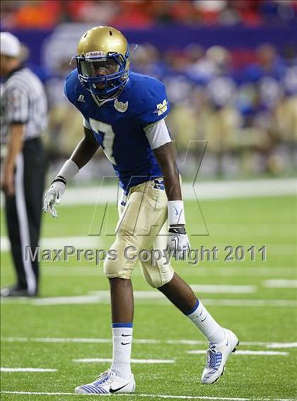 Thumbnail 2 in North Gwinnett vs. McEachern (Corky Kell Classic) photogallery.