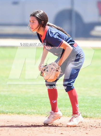 Thumbnail 1 in Centennial vs. Casteel (AIA 5A Round 1A Playoff) photogallery.