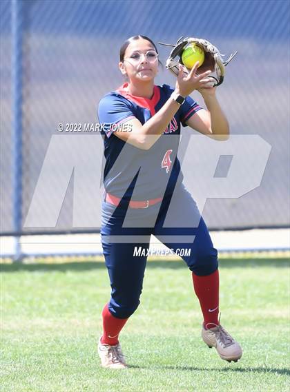 Thumbnail 3 in Centennial vs. Casteel (AIA 5A Round 1A Playoff) photogallery.