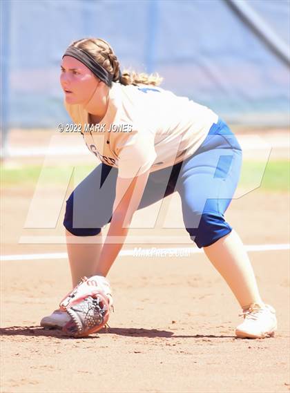 Thumbnail 2 in Centennial vs. Casteel (AIA 5A Round 1A Playoff) photogallery.