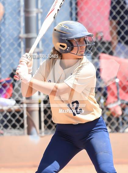 Thumbnail 1 in Centennial vs. Casteel (AIA 5A Round 1A Playoff) photogallery.