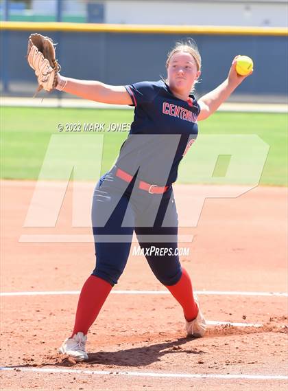 Thumbnail 1 in Centennial vs. Casteel (AIA 5A Round 1A Playoff) photogallery.