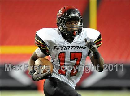 Thumbnail 2 in Greater Atlanta Christian vs. Westminster (Great American Football Classic) photogallery.