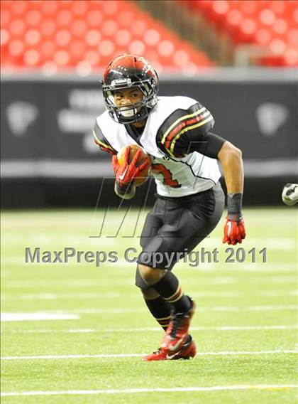 Thumbnail 3 in Greater Atlanta Christian vs. Westminster (Great American Football Classic) photogallery.