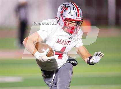 Thumbnail 3 in Morgan vs. Manti (UHSAA 3A Semi Final) photogallery.