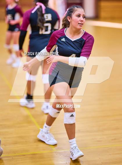 Thumbnail 3 in Clear Brook @ Deer Park (B Team) photogallery.