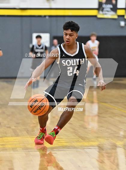 Thumbnail 1 in Pueblo South vs Green Mountain photogallery.
