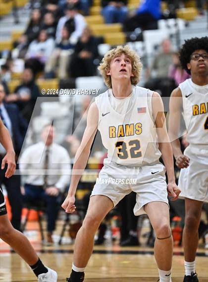 Thumbnail 2 in Pueblo South vs Green Mountain photogallery.
