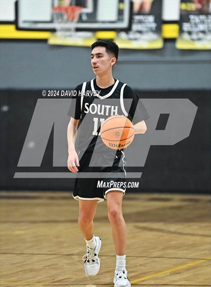 Thumbnail 3 in Pueblo South vs Green Mountain photogallery.
