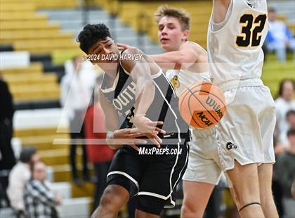 Thumbnail 3 in Pueblo South vs Green Mountain photogallery.