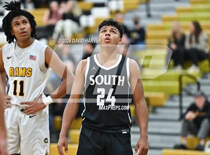 Thumbnail 3 in Pueblo South vs Green Mountain photogallery.