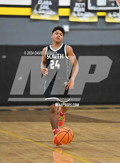 Thumbnail 2 in Pueblo South vs Green Mountain photogallery.