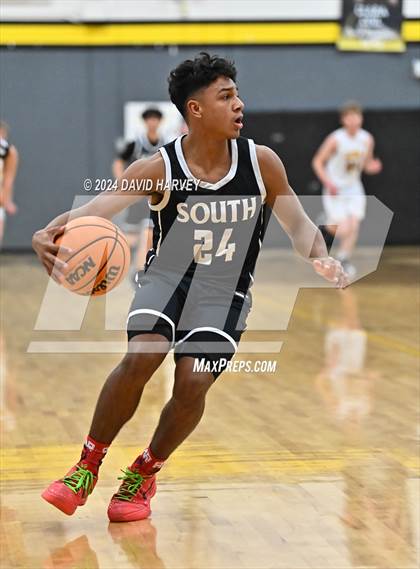 Thumbnail 1 in Pueblo South vs Green Mountain photogallery.