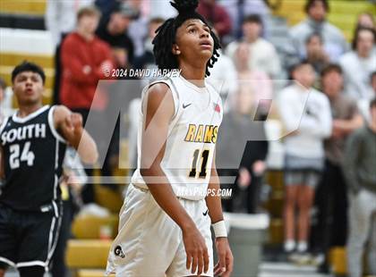 Thumbnail 2 in Pueblo South vs Green Mountain photogallery.