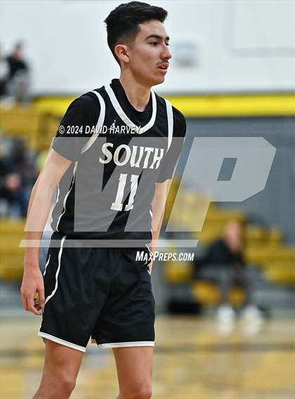 Thumbnail 2 in Pueblo South vs Green Mountain photogallery.