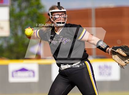 Thumbnail 2 in Clinton @ DeSoto Central photogallery.