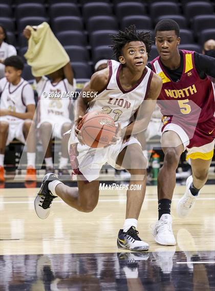 Thumbnail 1 in Cardinal Ritter College Prep vs Putnam City North (Norm Stewart Classic) photogallery.