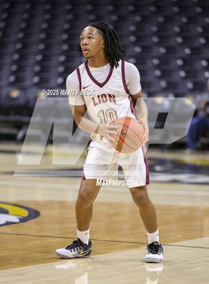 Thumbnail 3 in Cardinal Ritter College Prep vs Putnam City North (Norm Stewart Classic) photogallery.