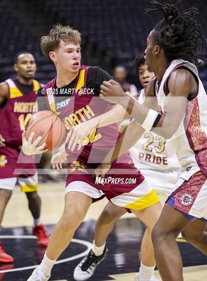 Thumbnail 2 in Cardinal Ritter College Prep vs Putnam City North (Norm Stewart Classic) photogallery.