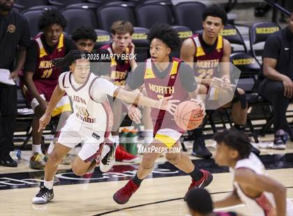 Thumbnail 3 in Cardinal Ritter College Prep vs Putnam City North (Norm Stewart Classic) photogallery.