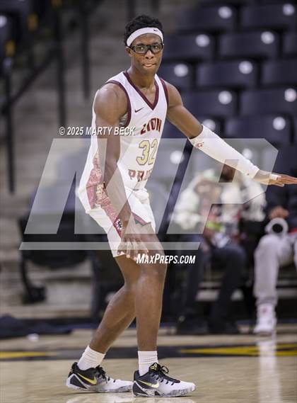 Thumbnail 1 in Cardinal Ritter College Prep vs Putnam City North (Norm Stewart Classic) photogallery.