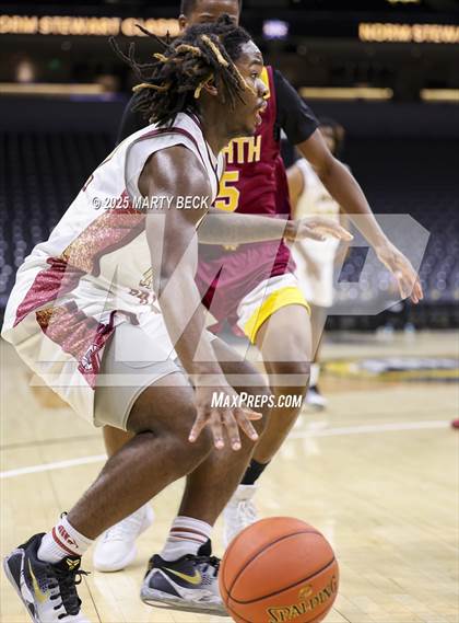 Thumbnail 3 in Cardinal Ritter College Prep vs Putnam City North (Norm Stewart Classic) photogallery.