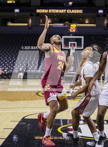 Thumbnail 1 in Cardinal Ritter College Prep vs Putnam City North (Norm Stewart Classic) photogallery.