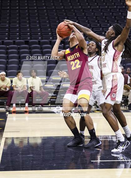 Thumbnail 1 in Cardinal Ritter College Prep vs Putnam City North (Norm Stewart Classic) photogallery.