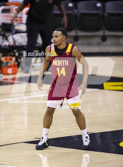 Thumbnail 3 in Cardinal Ritter College Prep vs Putnam City North (Norm Stewart Classic) photogallery.