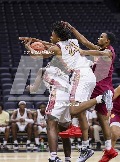 Thumbnail 3 in Cardinal Ritter College Prep vs Putnam City North (Norm Stewart Classic) photogallery.