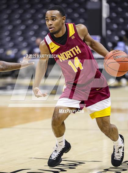 Thumbnail 3 in Cardinal Ritter College Prep vs Putnam City North (Norm Stewart Classic) photogallery.