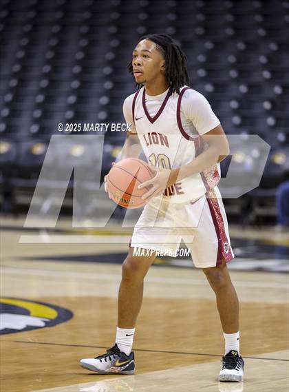 Thumbnail 2 in Cardinal Ritter College Prep vs Putnam City North (Norm Stewart Classic) photogallery.