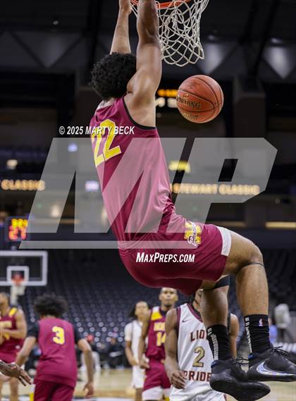 Thumbnail 2 in Cardinal Ritter College Prep vs Putnam City North (Norm Stewart Classic) photogallery.