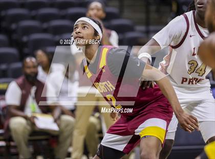 Thumbnail 2 in Cardinal Ritter College Prep vs Putnam City North (Norm Stewart Classic) photogallery.