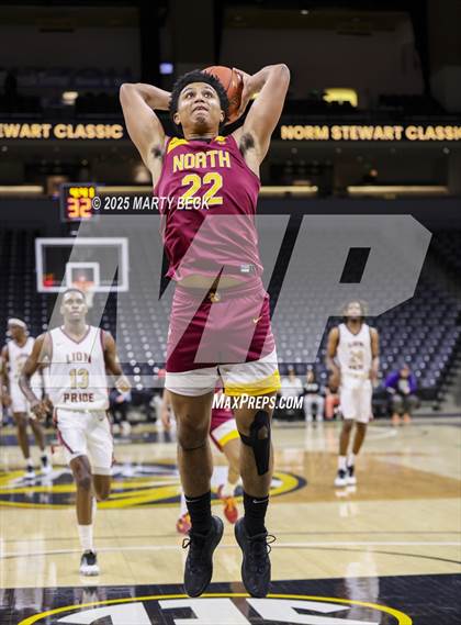 Thumbnail 1 in Cardinal Ritter College Prep vs Putnam City North (Norm Stewart Classic) photogallery.