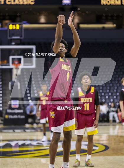 Thumbnail 1 in Cardinal Ritter College Prep vs Putnam City North (Norm Stewart Classic) photogallery.