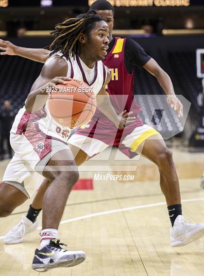 Thumbnail 1 in Cardinal Ritter College Prep vs Putnam City North (Norm Stewart Classic) photogallery.