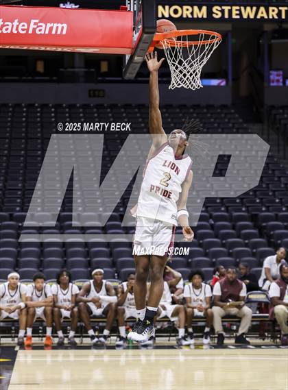 Thumbnail 2 in Cardinal Ritter College Prep vs Putnam City North (Norm Stewart Classic) photogallery.