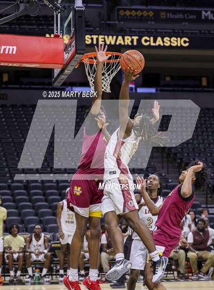 Thumbnail 3 in Cardinal Ritter College Prep vs Putnam City North (Norm Stewart Classic) photogallery.