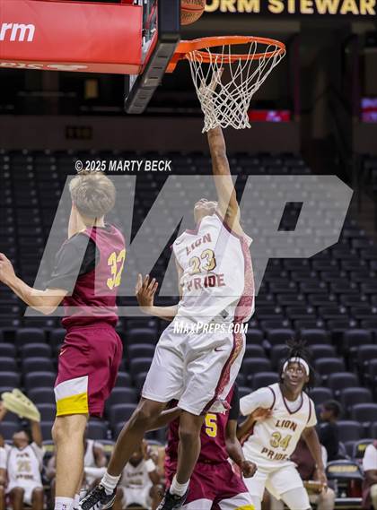 Thumbnail 2 in Cardinal Ritter College Prep vs Putnam City North (Norm Stewart Classic) photogallery.
