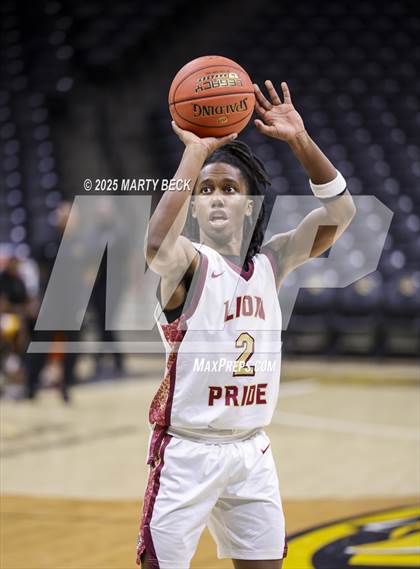 Thumbnail 3 in Cardinal Ritter College Prep vs Putnam City North (Norm Stewart Classic) photogallery.